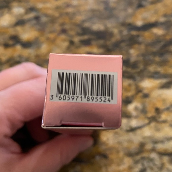 It Cosmetics je ne sais quoi hydrating lip serum - Picture 5 of 7